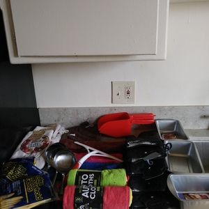 NEW 27 IDOMS kitchen  EVERYTHING ABSOLUTLY NEW WIT